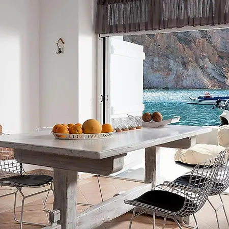 Miramare Luxury * Firopotamos