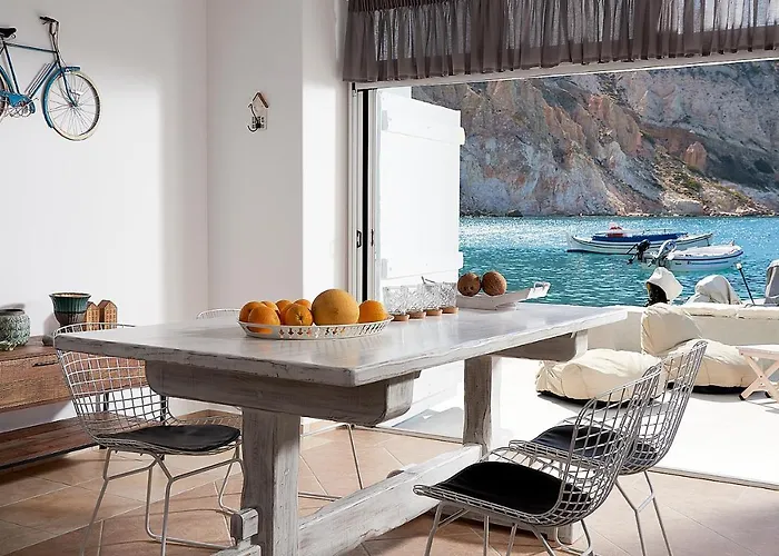 Miramare Luxury * Firopotamos